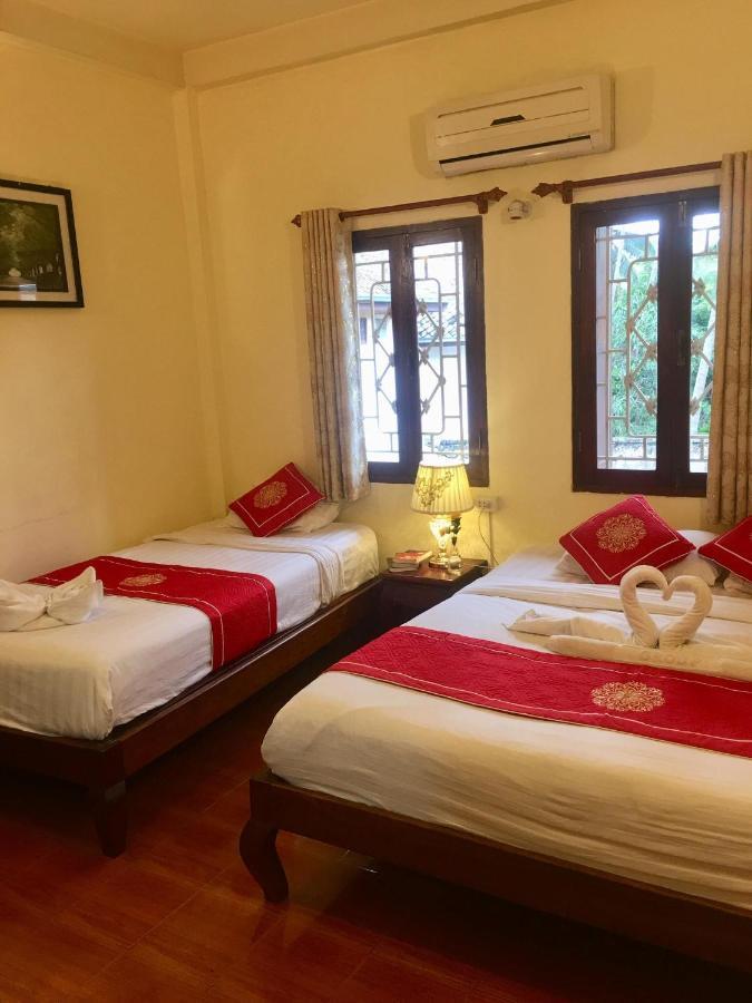 Soutikone Place House 2 Luang Prabang Bagian luar foto