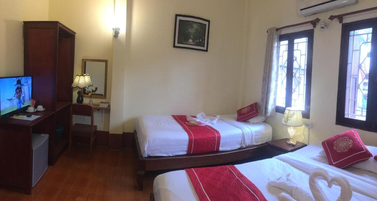 Soutikone Place House 2 Luang Prabang Bagian luar foto