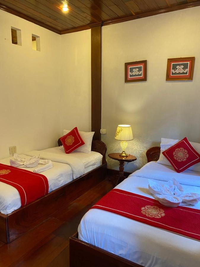 Soutikone Place House 2 Luang Prabang Bagian luar foto