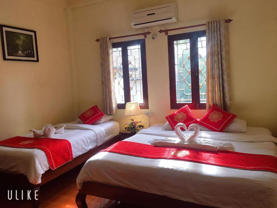 Soutikone Place House 2 Luang Prabang Bagian luar foto