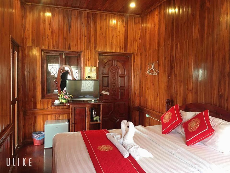 Soutikone Place House 2 Luang Prabang Bagian luar foto